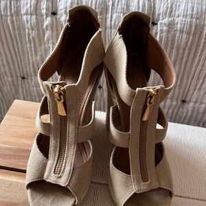 Beige/Tan Wedges 14th & union